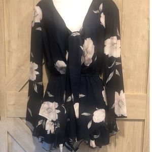 L'Atiste - Ruffle Floral Romper